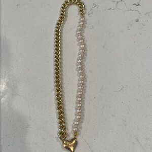 Elegant Gold and Pearl Heart Necklace
